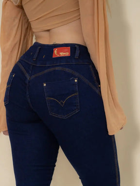 Calça Jeans Feminina Cecilia - Elegância, Conforto e Modelagem Perfeita