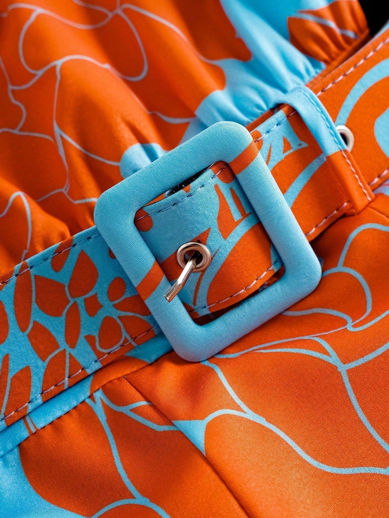 Macacão feminino com Cinto